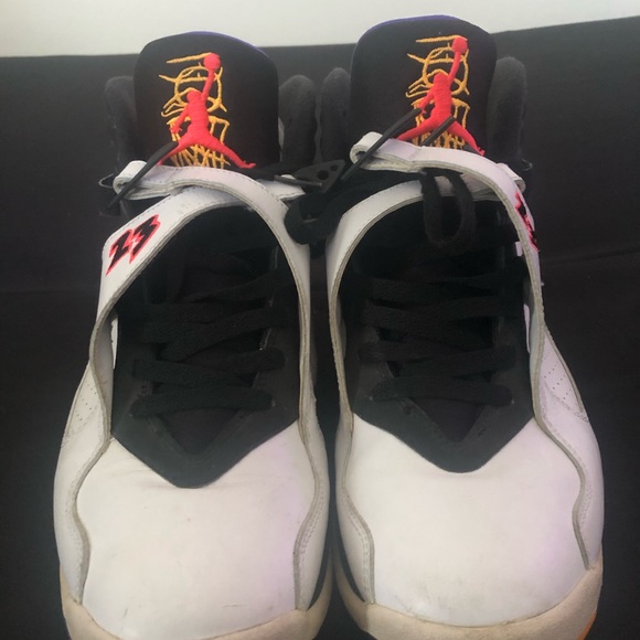 Jordan Retro 8’s (3-Peat) - Picture 3 of 7